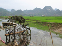 Wasserrad bei Dien Bien Phu © Gaston Roth Wasserrad bei Dien Bien Phu © Gaston Roth