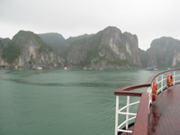 Kreuzfahrt in der Halong-Bucht © Gaston Roth Kreuzfahrt in der Halong-Bucht © Gaston Roth